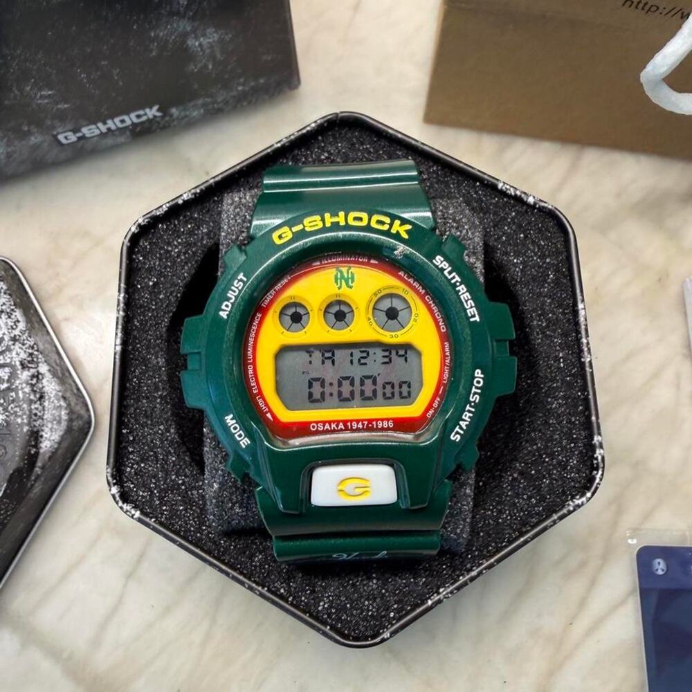 Green & Yellow Men’s Adjustable Watch